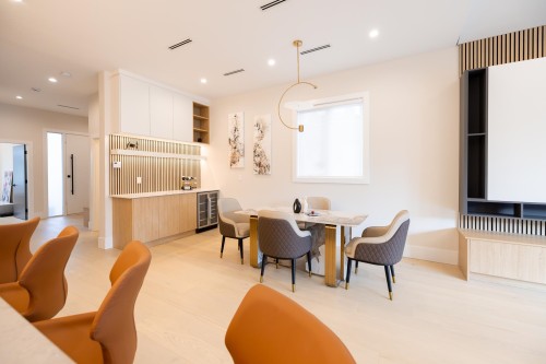 8055 18Th Avenue, Burnaby, BC 