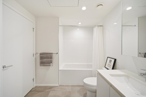 507-3888 Evergreen Place, Burnaby, BC 