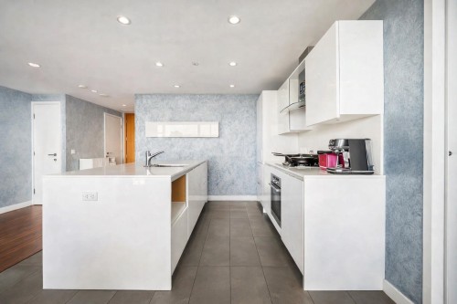 909-5177 Brighouse Way, Richmond, BC 