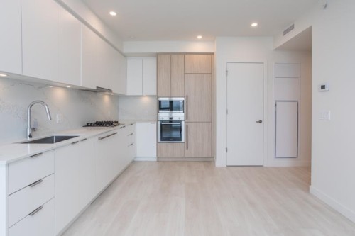 2906-537 Cottonwood Avenue, Coquitlam, BC 