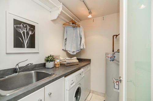 206-333 Wethersfield Drive, Vancouver, BC 