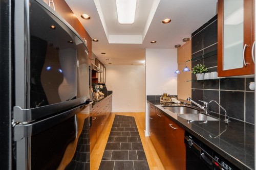 206-333 Wethersfield Drive, Vancouver, BC 