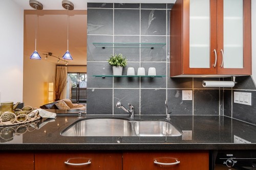 206-333 Wethersfield Drive, Vancouver, BC 