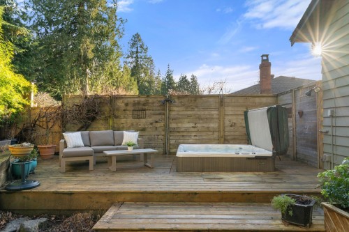 4966 Ranger Avenue, North Vancouver, BC 