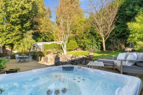 4966 Ranger Avenue, North Vancouver, BC 