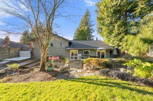 4966 Ranger Avenue, North Vancouver, BC 