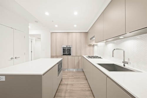 2306-3809 Evergreen Place, Burnaby, BC 