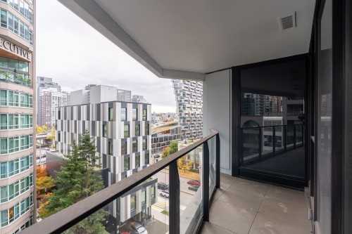 708-889 Pacific Street, Vancouver, BC 