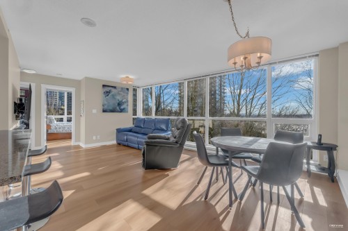 705-2978 Glen Drive, Coquitlam, BC 