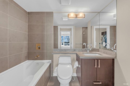 705-2978 Glen Drive, Coquitlam, BC 