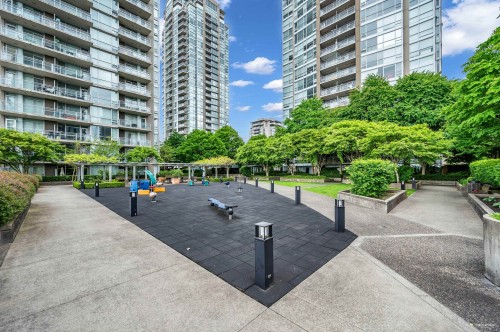 705-2978 Glen Drive, Coquitlam, BC 