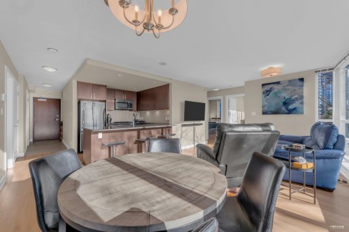 705-2978 Glen Drive, Coquitlam, BC 