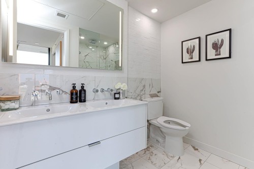 903-239 Keefer Street, Vancouver, BC 