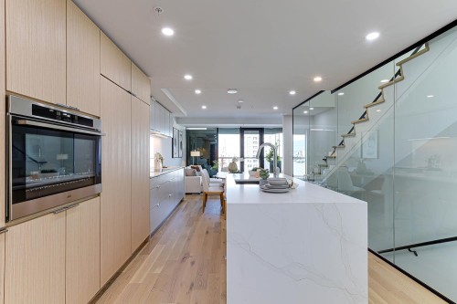 903-239 Keefer Street, Vancouver, BC 