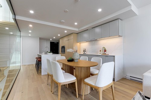 903-239 Keefer Street, Vancouver, BC 