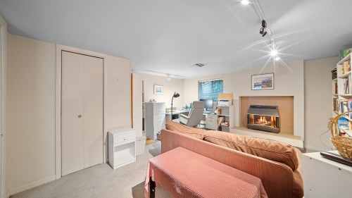 1896 14Th Avenue W, Vancouver, BC 