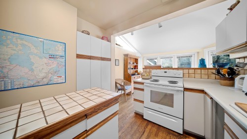 1896 14Th Avenue W, Vancouver, BC 