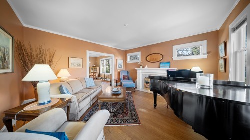 1896 14Th Avenue W, Vancouver, BC 