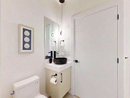 2-3425 Archimedes Street, Vancouver, BC 