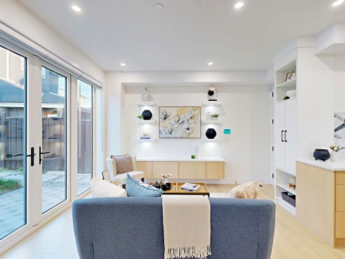 2-3425 Archimedes Street, Vancouver, BC 