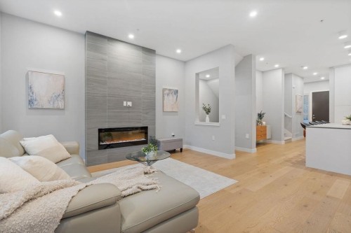 4684 Capilano Road, North Vancouver, BC 