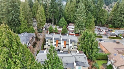 4684 Capilano Road, North Vancouver, BC 