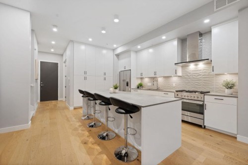 4684 Capilano Road, North Vancouver, BC 