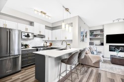 429-801 Klahanie Drive  Port Moody, BC V3H 5K4