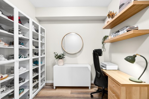 429-801 Klahanie Drive, Port Moody, BC 