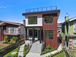 2111 46th Avenue E Vancouver, BC V5P 1P3