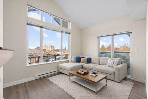 417-7089 Mont Royal Square, Vancouver, BC 