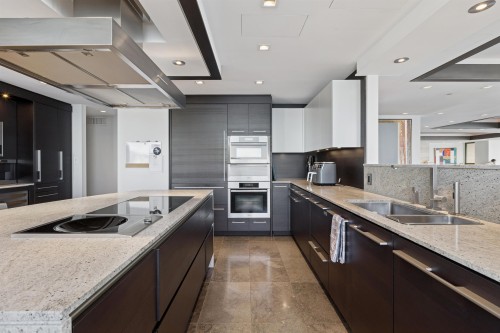 9-2250 Bellevue Avenue, West Vancouver, BC 