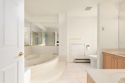 11815 No. 1 Road, Richmond, BC 