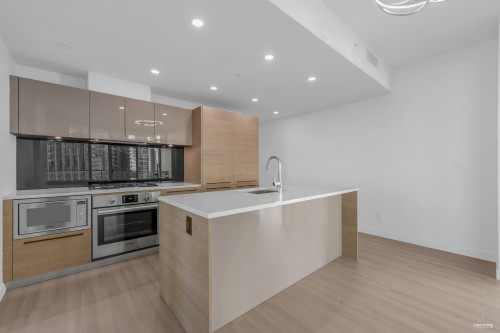 805-6288 Cassie Avenue, Burnaby, BC 