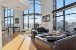 2306-128 Cordova Street W Vancouver, BC V6B 0E6