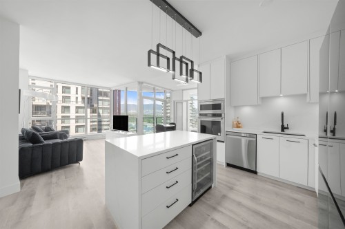 2201-1189 Melville Street, Vancouver, BC 