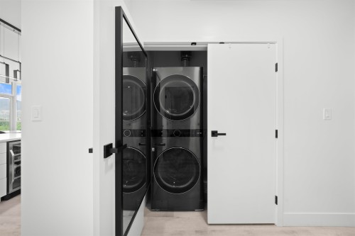 2201-1189 Melville Street, Vancouver, BC 