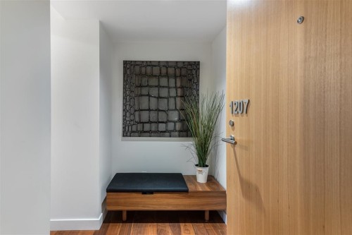 1207-188 Keefer Street, Vancouver, BC 
