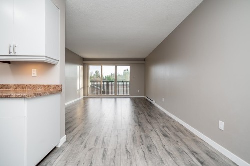 319-9847 Manchester Drive, Burnaby, BC 