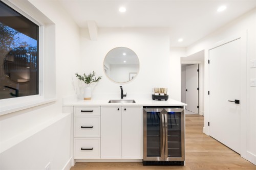 2654 Masefield Road, North Vancouver, BC 