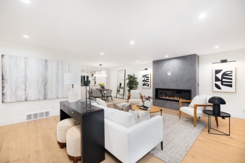 2654 Masefield Road, North Vancouver, BC 