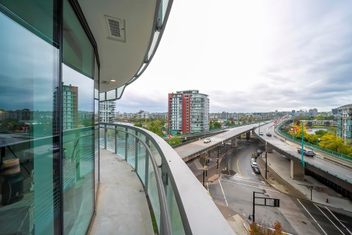 785-87 Nelson Street, Vancouver, BC 