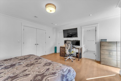 2268 Latimer Avenue, Coquitlam, BC 