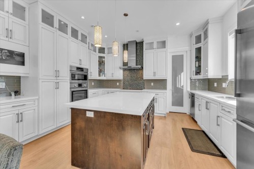 2268 Latimer Avenue, Coquitlam, BC 