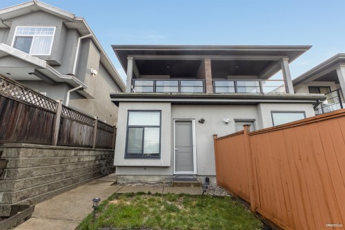 5087 Dominion Street, Burnaby, BC 