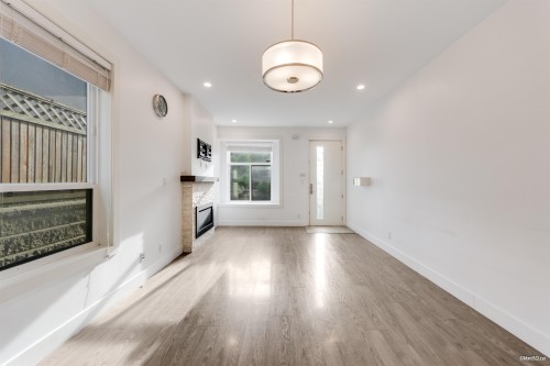 5087 Dominion Street, Burnaby, BC 