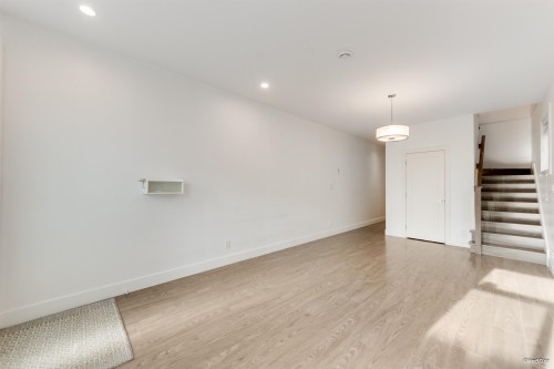 5087 Dominion Street, Burnaby, BC 