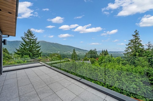 518 Ballantree Place, West Vancouver, BC 