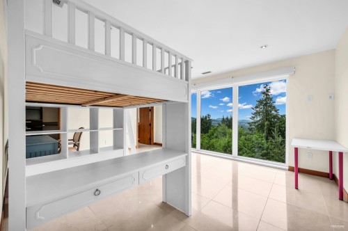 518 Ballantree Place, West Vancouver, BC 