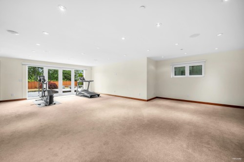 518 Ballantree Place, West Vancouver, BC 